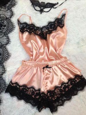 Tempting Lace Lingerie Set - Sexy and Alluring - Artsi Chic Boutique